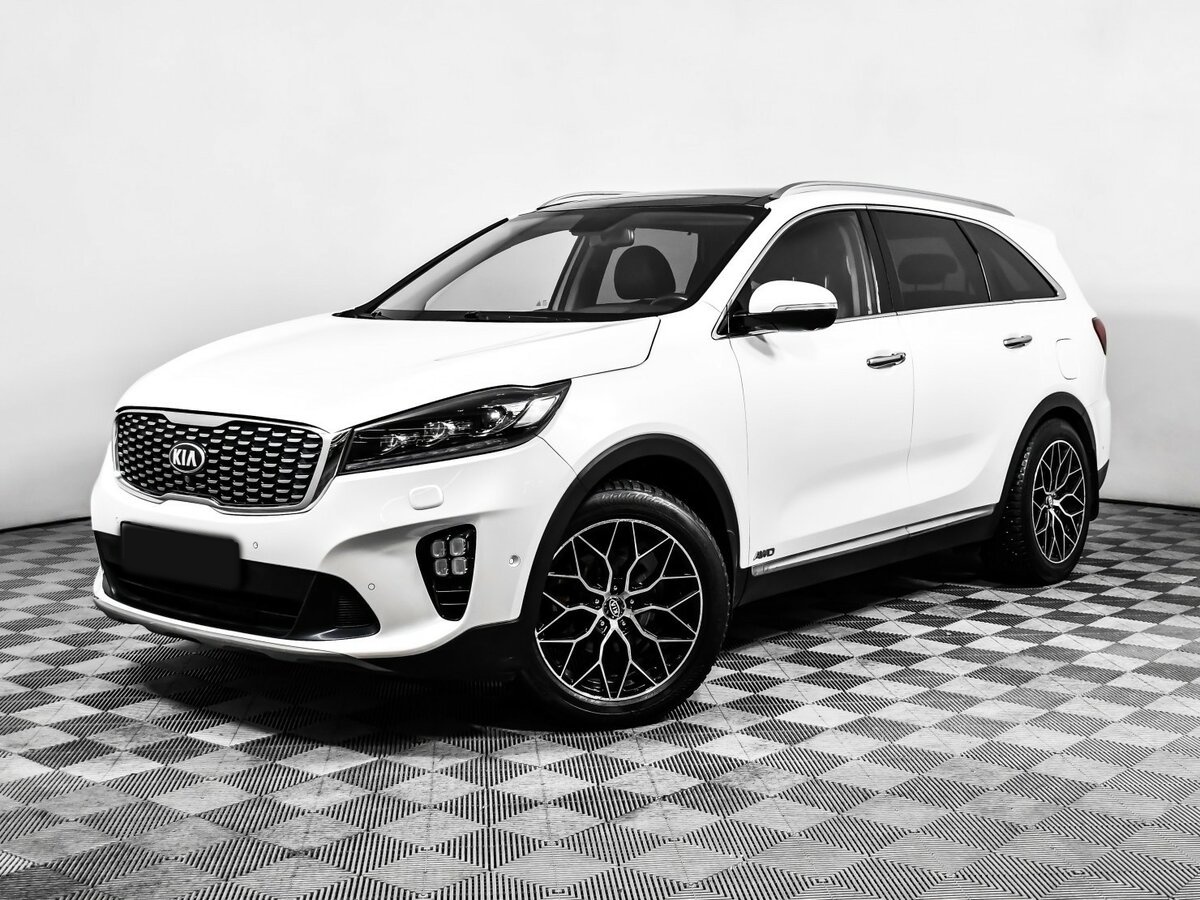 Kia Sorento 2018 года с пробегом. Посмотреть фото