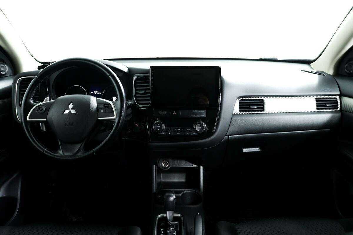 Mitsubishi Outlander 2013 года с пробегом. Фото: #10