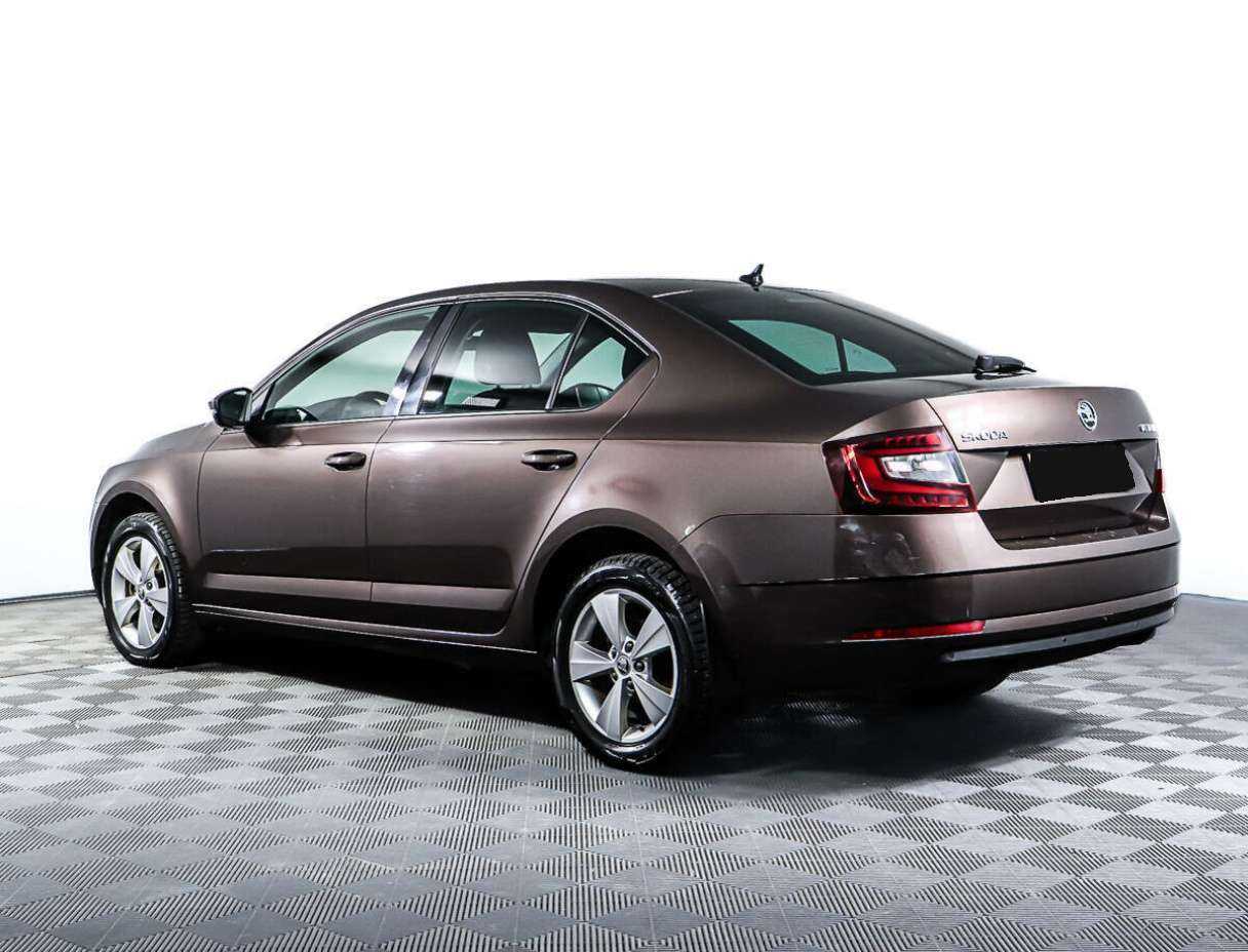 Skoda Octavia 2018 года с пробегом. Фото: #6