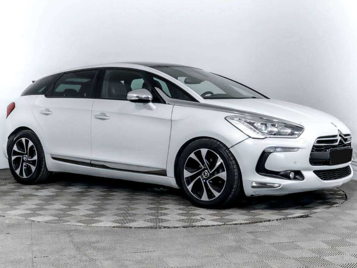Citroen DS5 2013 года с пробегом. Фото: #2