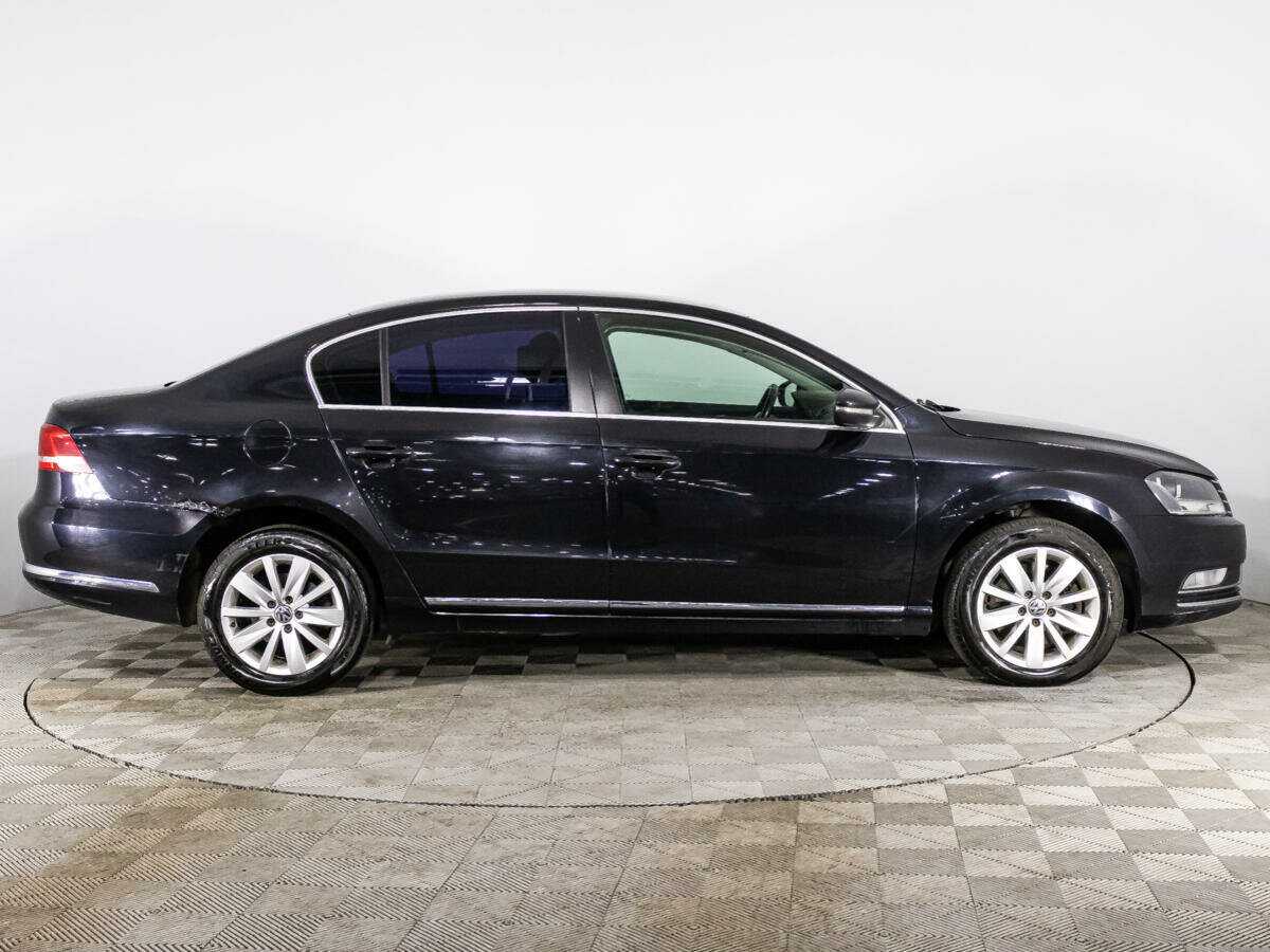 Volkswagen Passat 2013 года с пробегом. Фото: #3