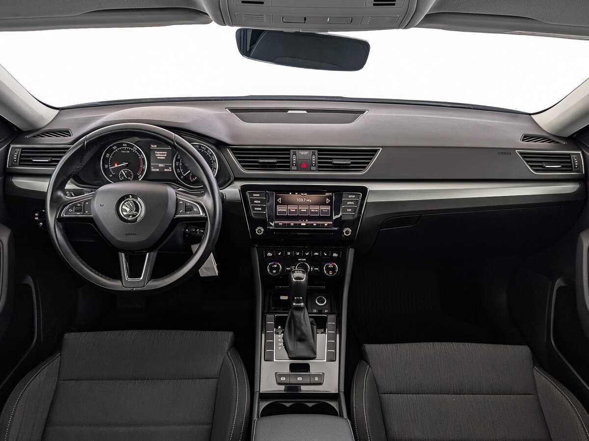 Skoda Superb 2017 года с пробегом. Фото: #11