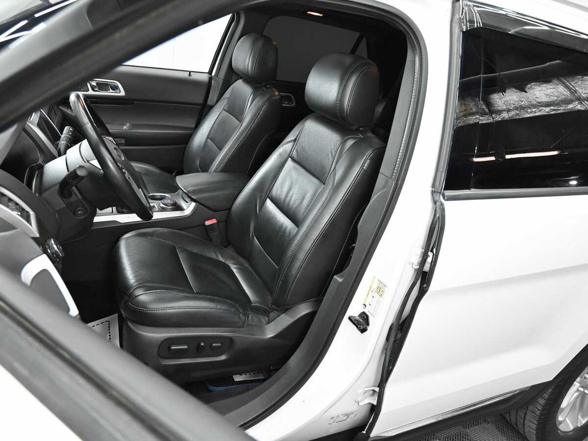 Ford Explorer 2012 года с пробегом. Фото: #5