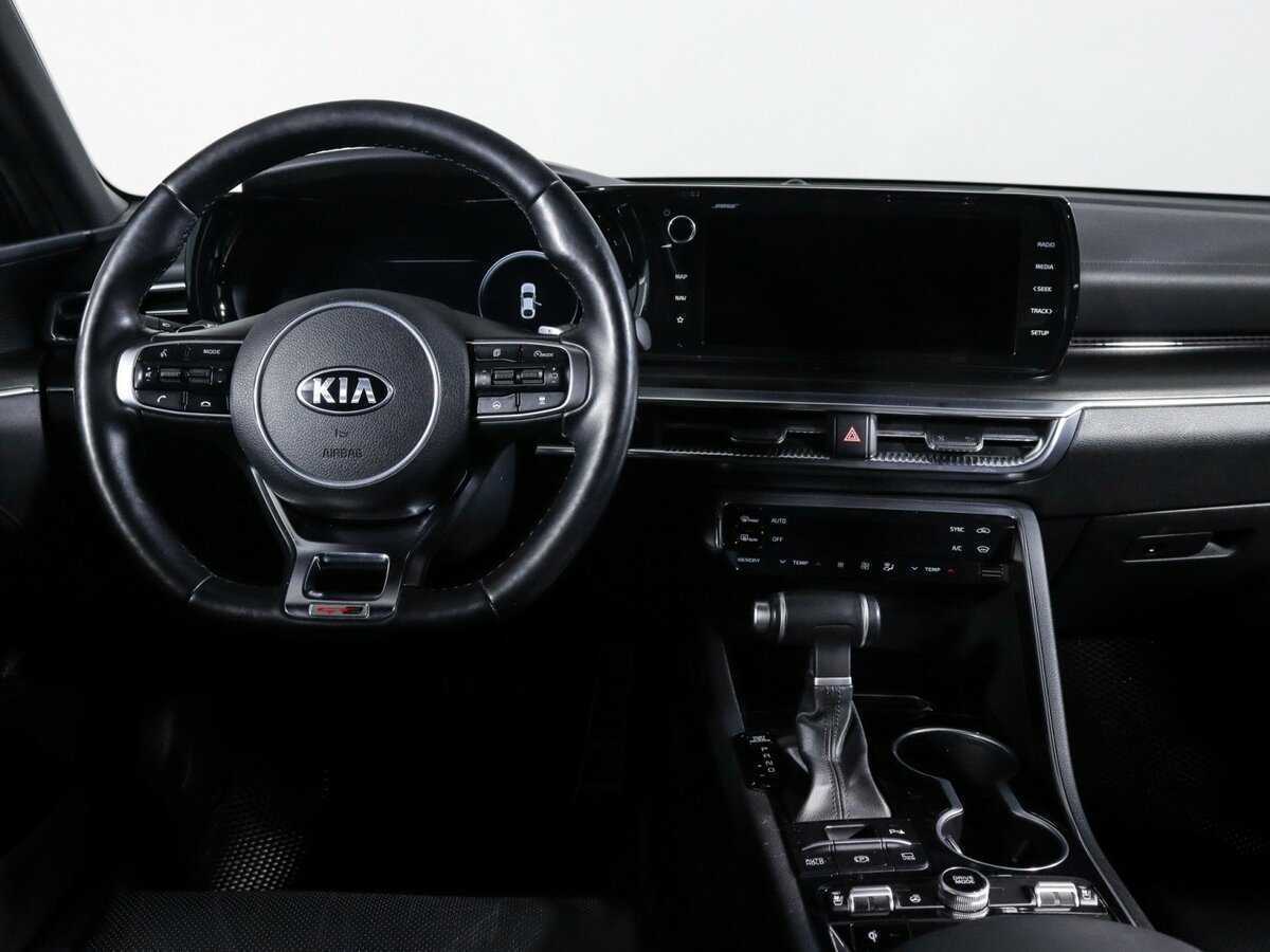 Kia K5 2021 года с пробегом. Фото: #11