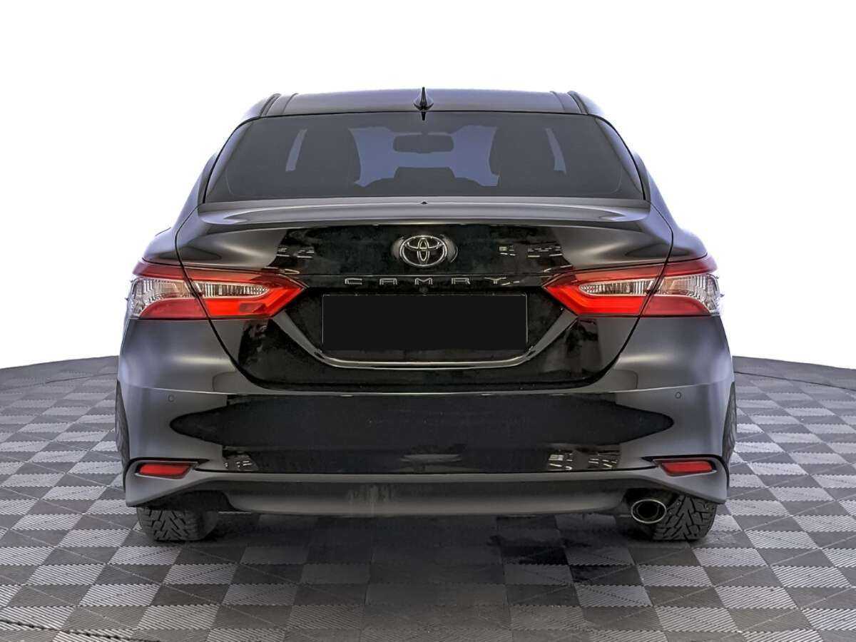 Toyota Camry 2019 года с пробегом. Фото: #5
