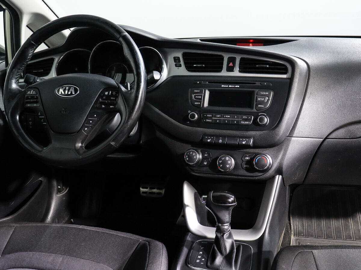 Kia Ceed 2012 года с пробегом. Фото: #9