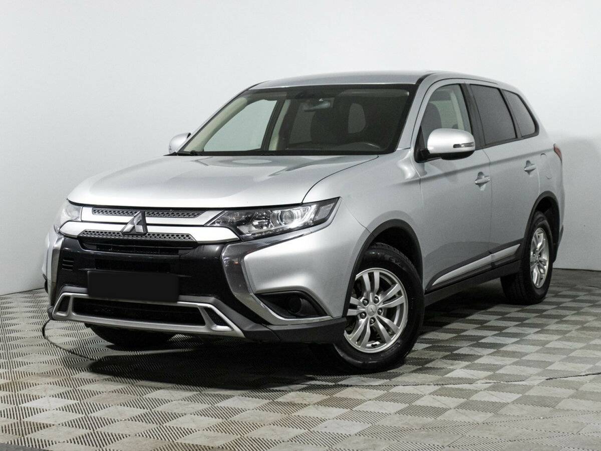 Mitsubishi Outlander 2019 года с пробегом. Посмотреть фото