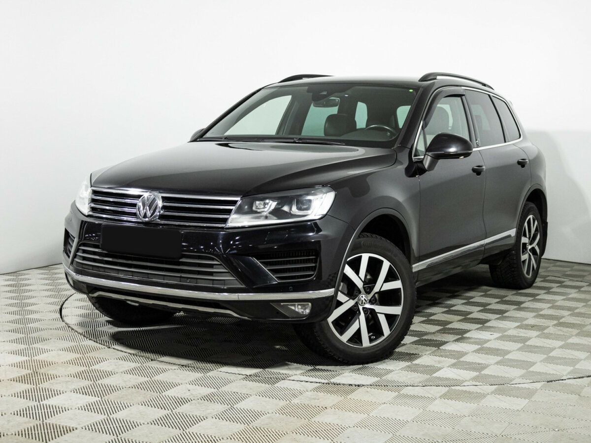 Volkswagen Touareg 2017 года с пробегом. Посмотреть фото