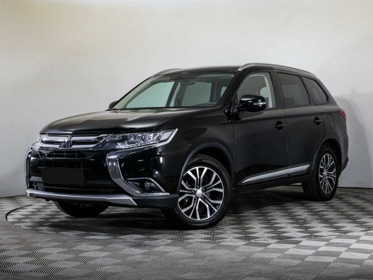 Mitsubishi Outlander 2017 года с пробегом. Посмотреть фото