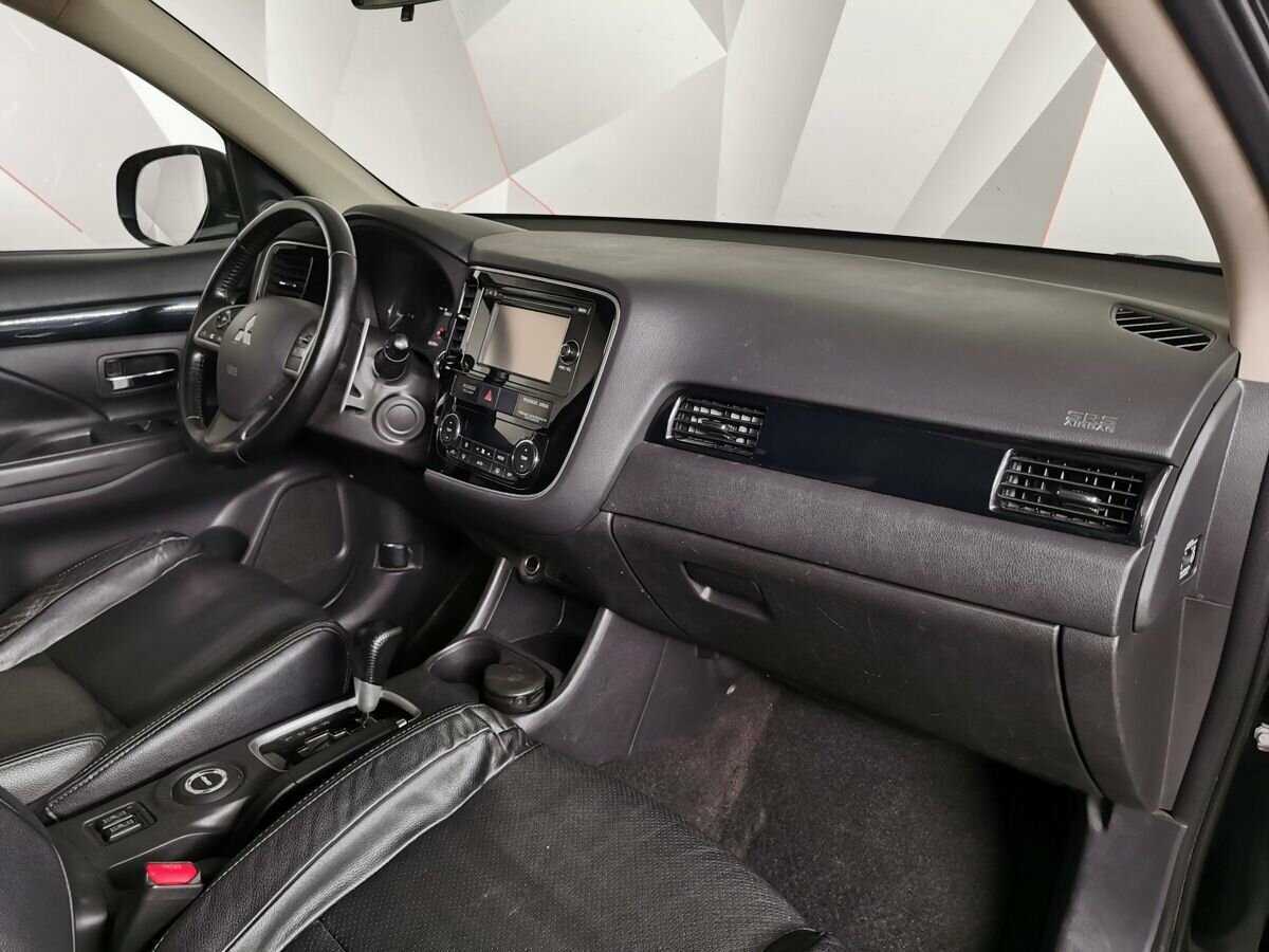 Mitsubishi Outlander 2014 года с пробегом. Фото: #8