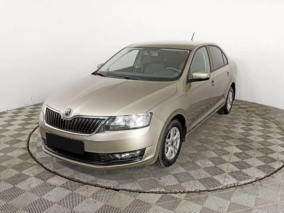 Skoda Rapid 2019 года с пробегом. Посмотреть фото