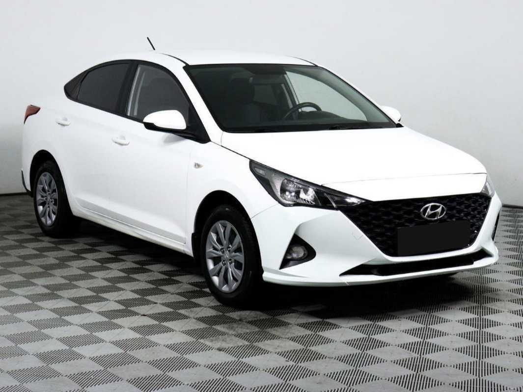 Hyundai Solaris 2021 года с пробегом. Фото: #2