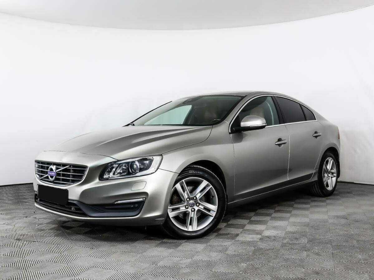 Volvo S60 2014 года с пробегом. Посмотреть фото