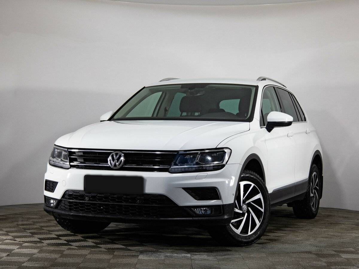 Volkswagen Tiguan 2018 года с пробегом. Посмотреть фото