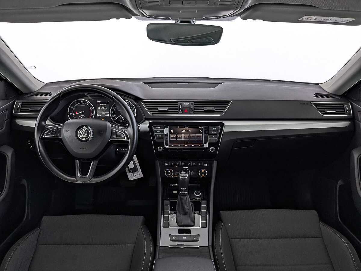 Skoda Superb 2017 года с пробегом. Фото: #13
