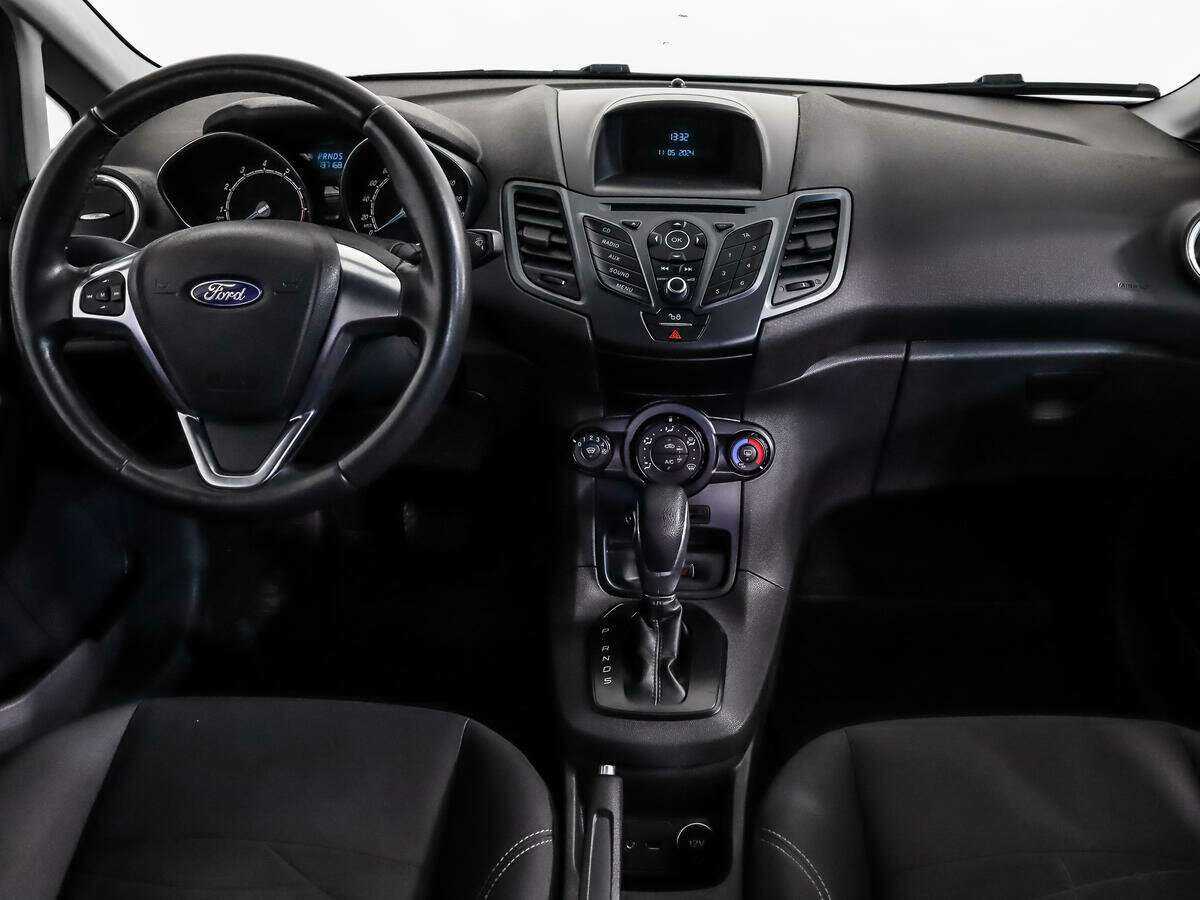 Ford Fiesta 2015 года с пробегом. Фото: #10