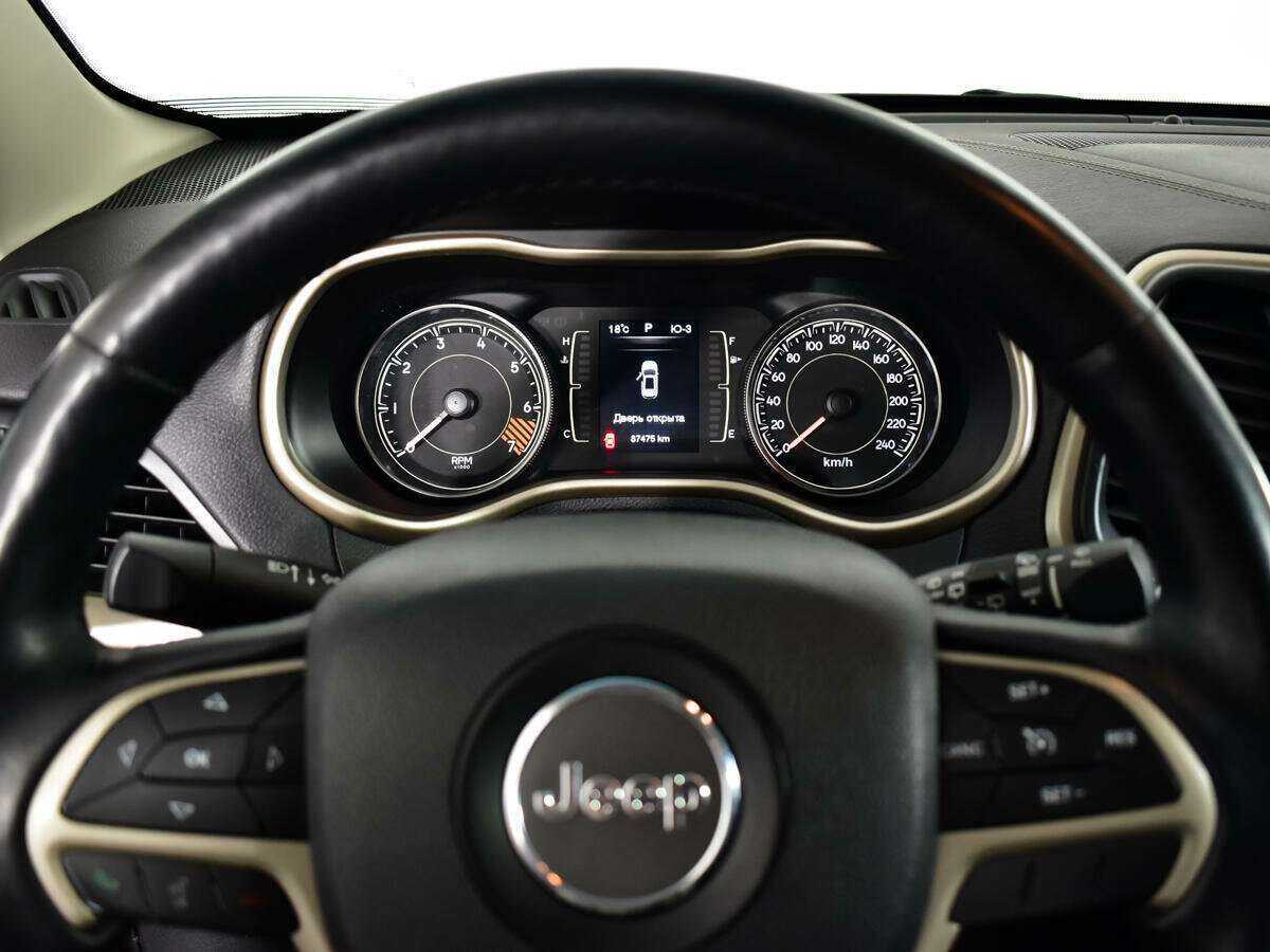 Jeep Cherokee 2014 года с пробегом. Фото: #10