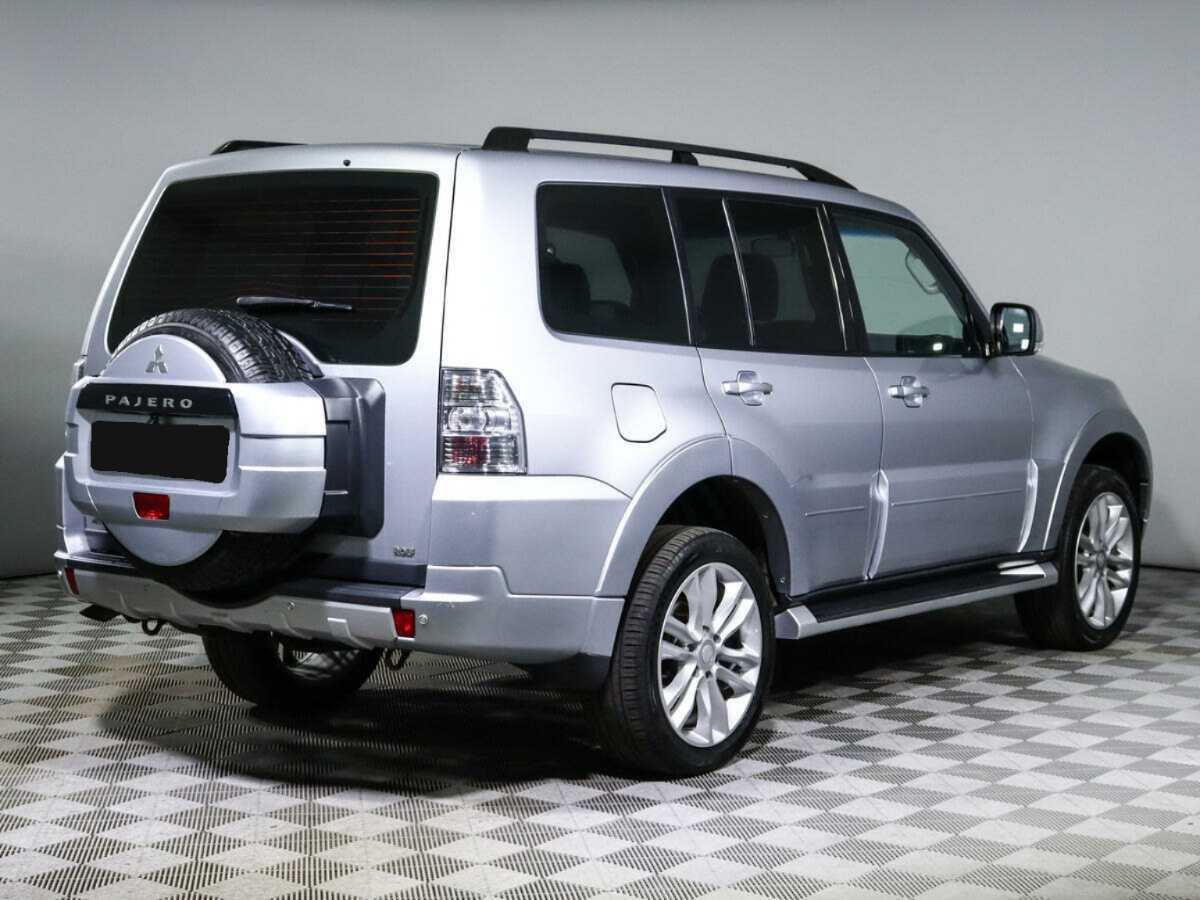 Mitsubishi Pajero 2012 года с пробегом. Фото: #3