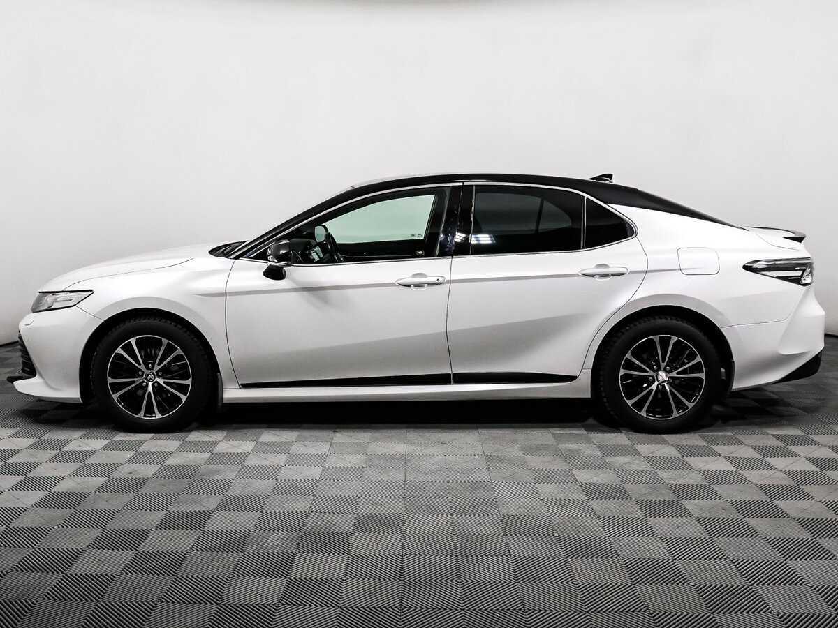 Toyota Camry 2020 года с пробегом. Фото: #7