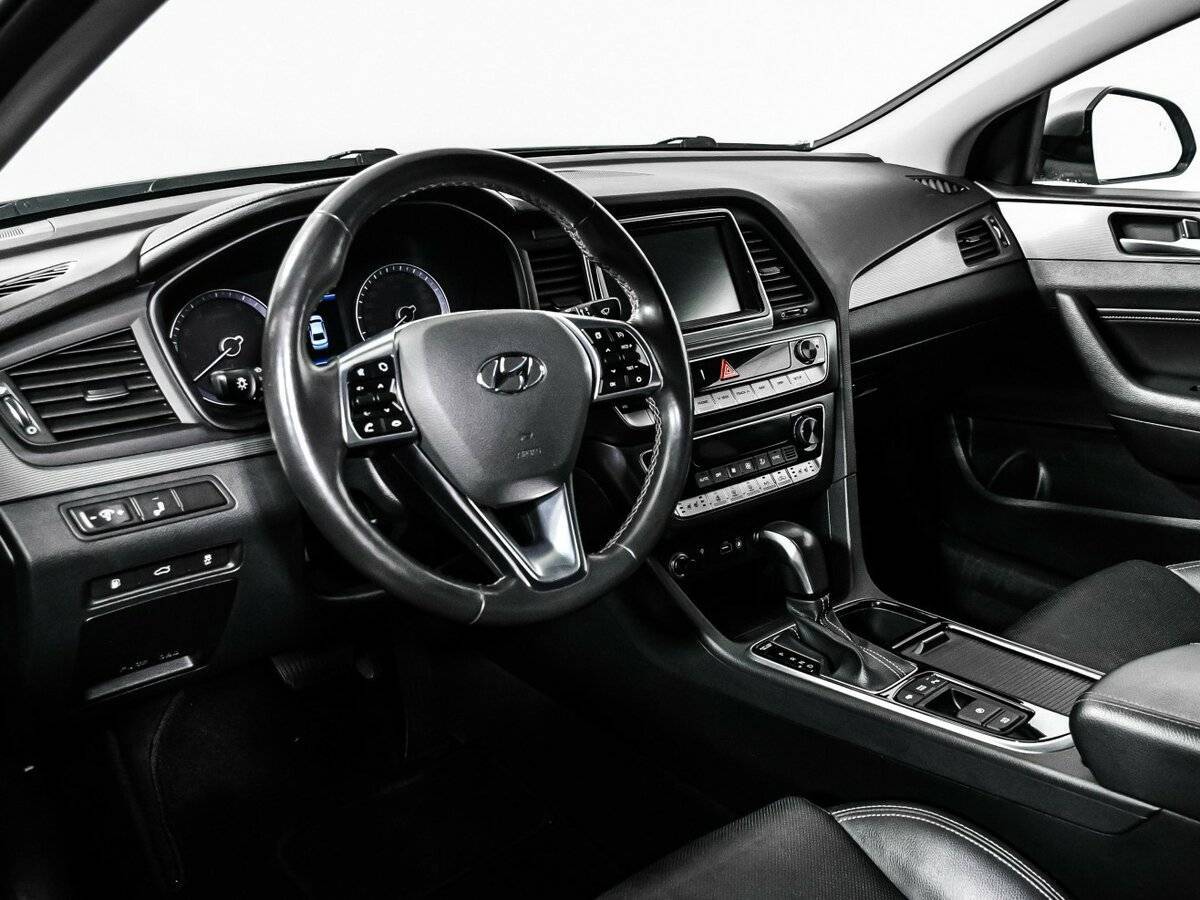 Hyundai Sonata 2017 года с пробегом. Фото: #12