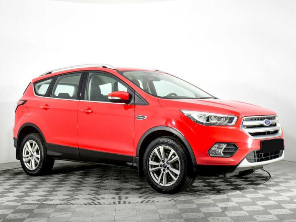 Ford Kuga 2017 года с пробегом. Фото: #2