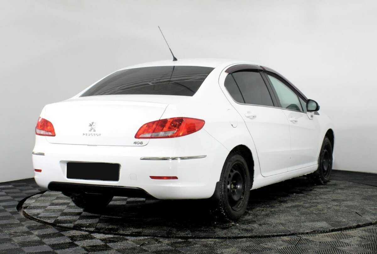 Peugeot 408 2014 года с пробегом. Фото: #3