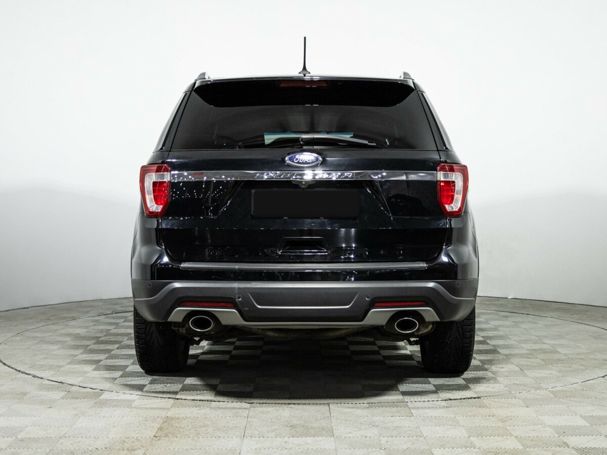Ford Explorer 2018 года с пробегом. Фото: #4