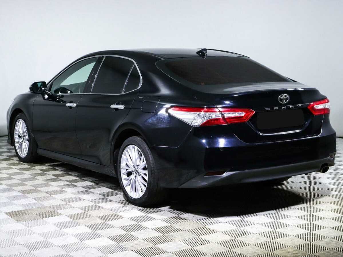 Toyota Camry 2018 года с пробегом. Фото: #5