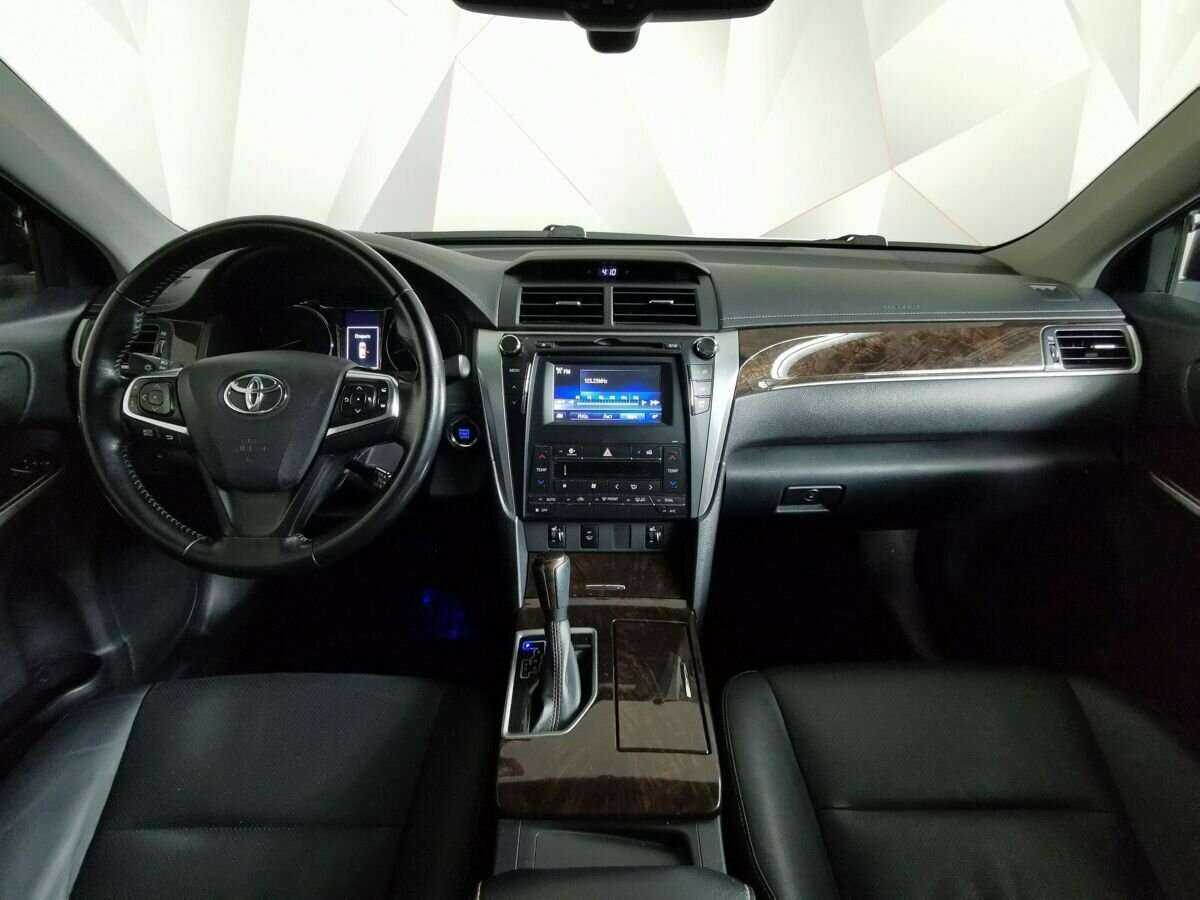Toyota Camry 2016 года с пробегом. Фото: #8