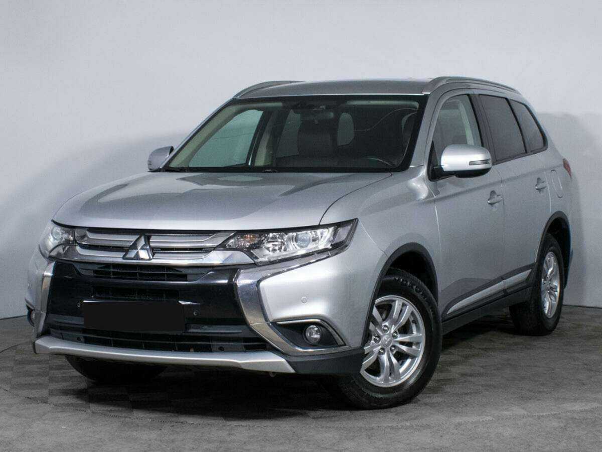 Mitsubishi Outlander 2017 года с пробегом. Посмотреть фото