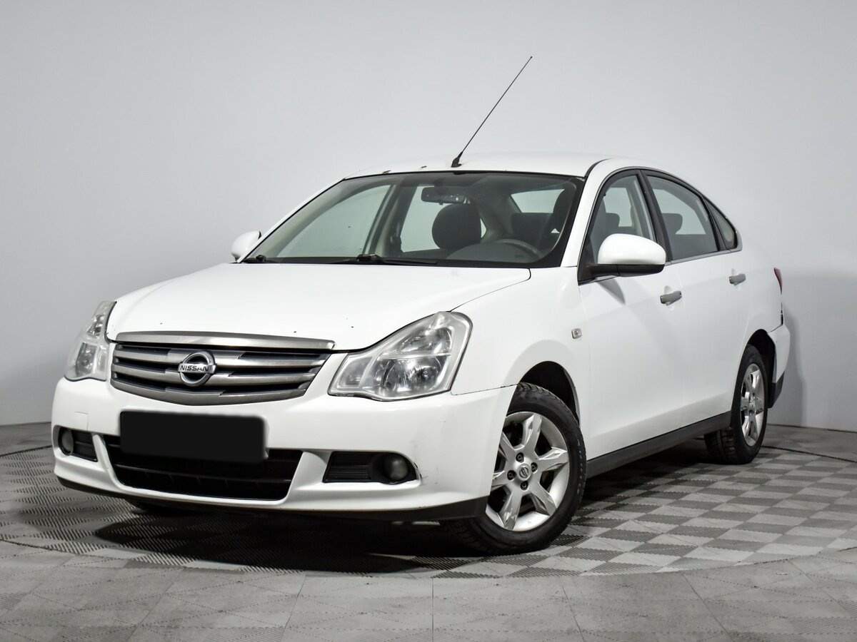 Nissan Almera 2013 года с пробегом. Посмотреть фото