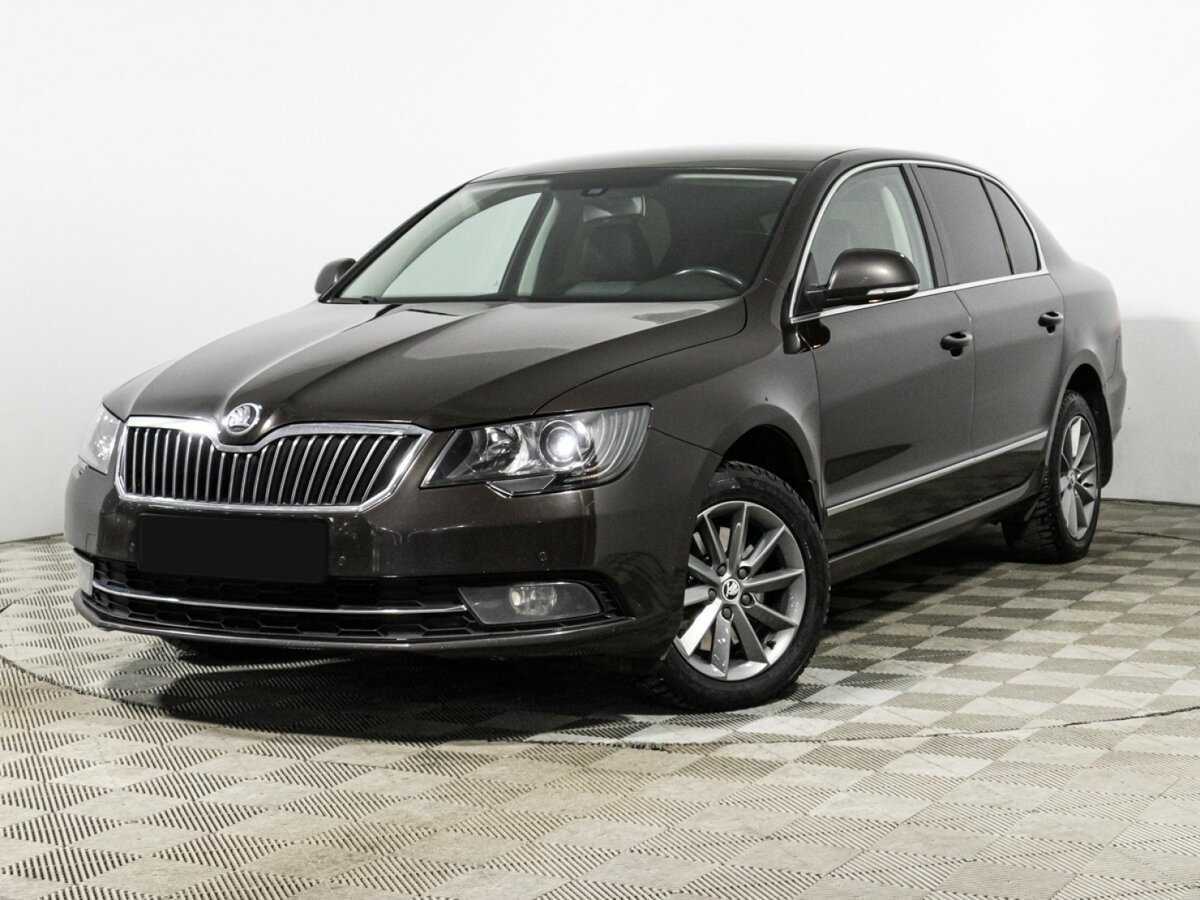 Skoda Superb 2014 года с пробегом. Посмотреть фото