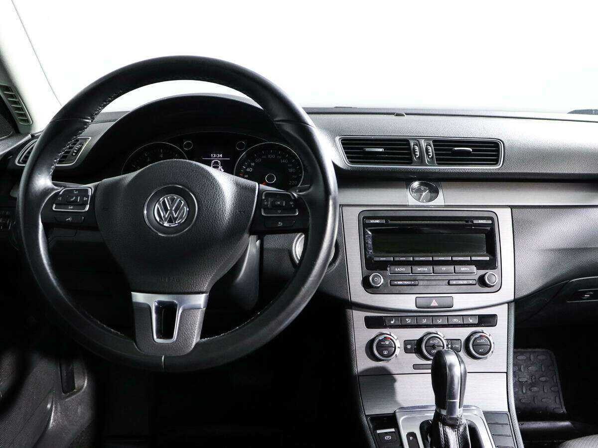 Volkswagen Passat 2014 года с пробегом. Фото: #9