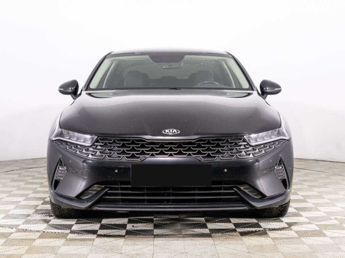 Kia K5 2021 года с пробегом. Фото: #1