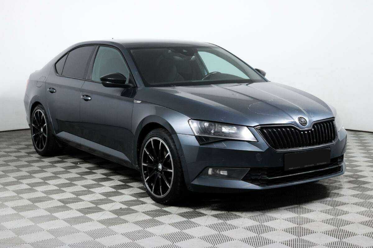 Skoda Superb 2017 года с пробегом. Фото: #2