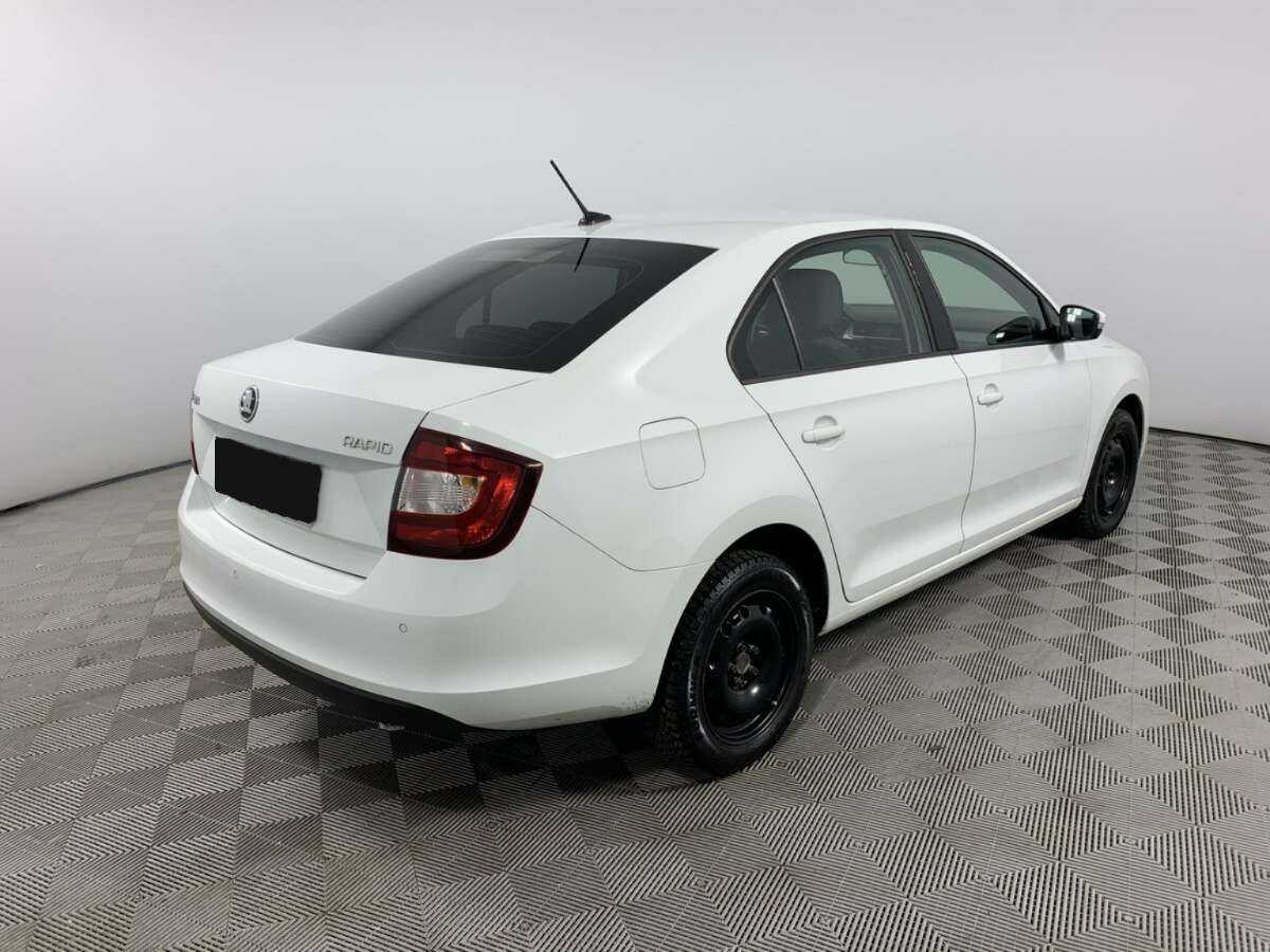 Skoda Rapid 2019 года с пробегом. Фото: #3