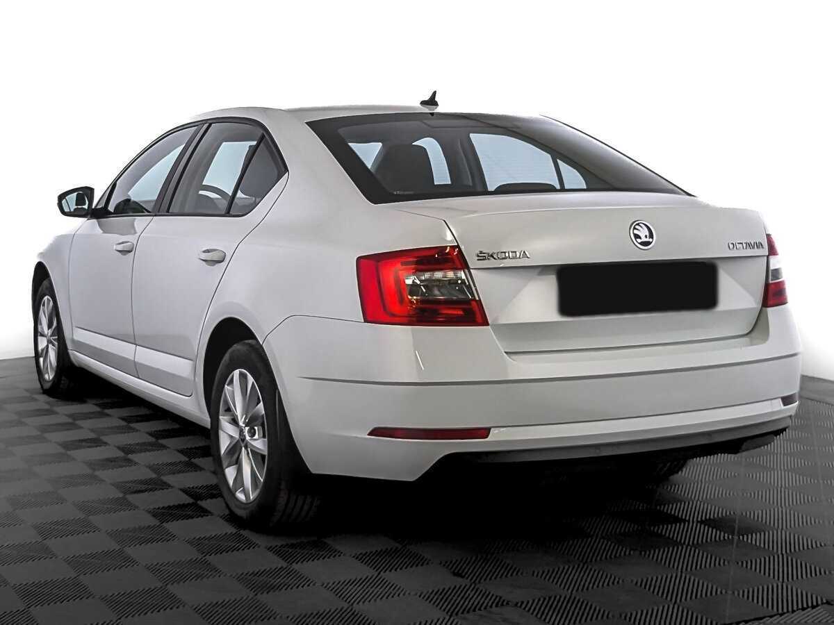 Skoda Octavia 2019 года с пробегом. Фото: #6
