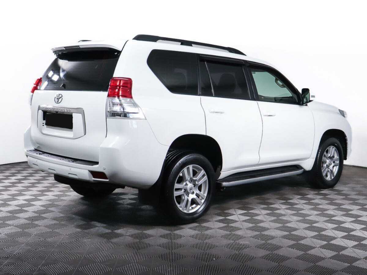Toyota Land Cruiser Prado 2012 года с пробегом. Фото: #4