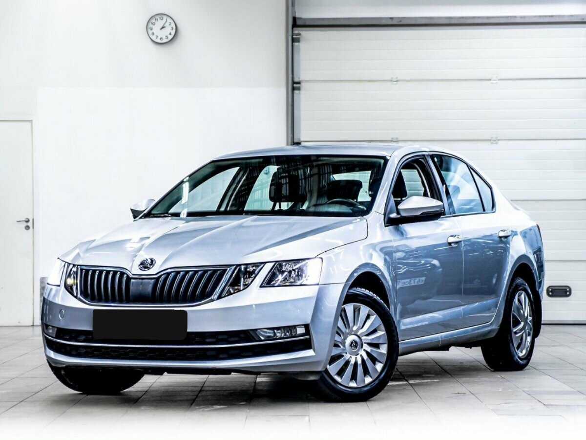 Skoda Octavia 2017 года с пробегом. Посмотреть фото
