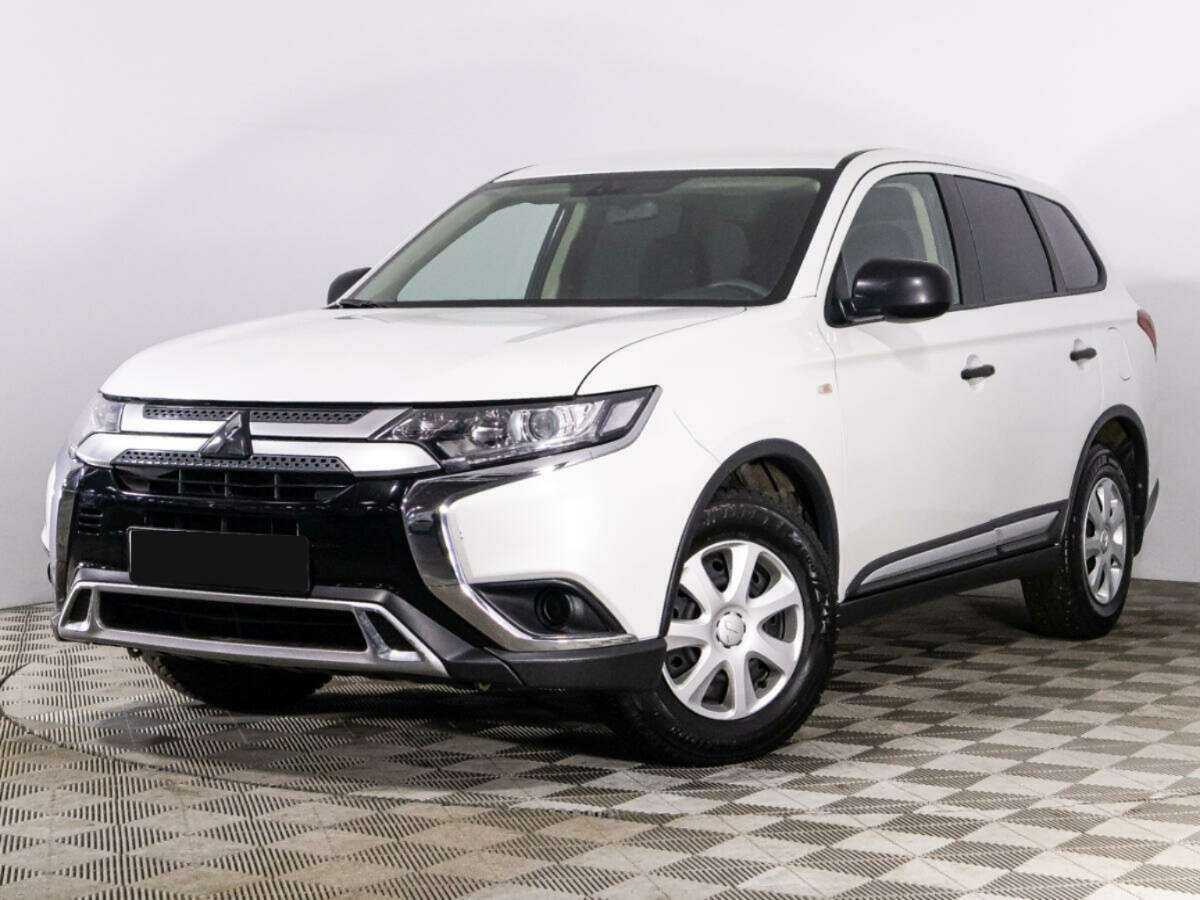 Mitsubishi Outlander 2019 года с пробегом. Посмотреть фото