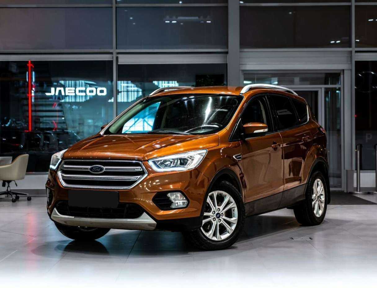 Ford Kuga 2017 года с пробегом. Посмотреть фото