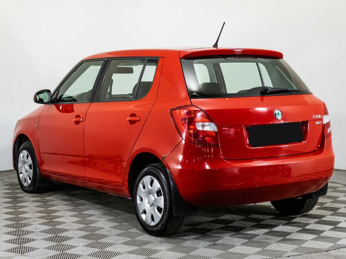 Skoda Fabia 2012 года с пробегом. Фото: #6