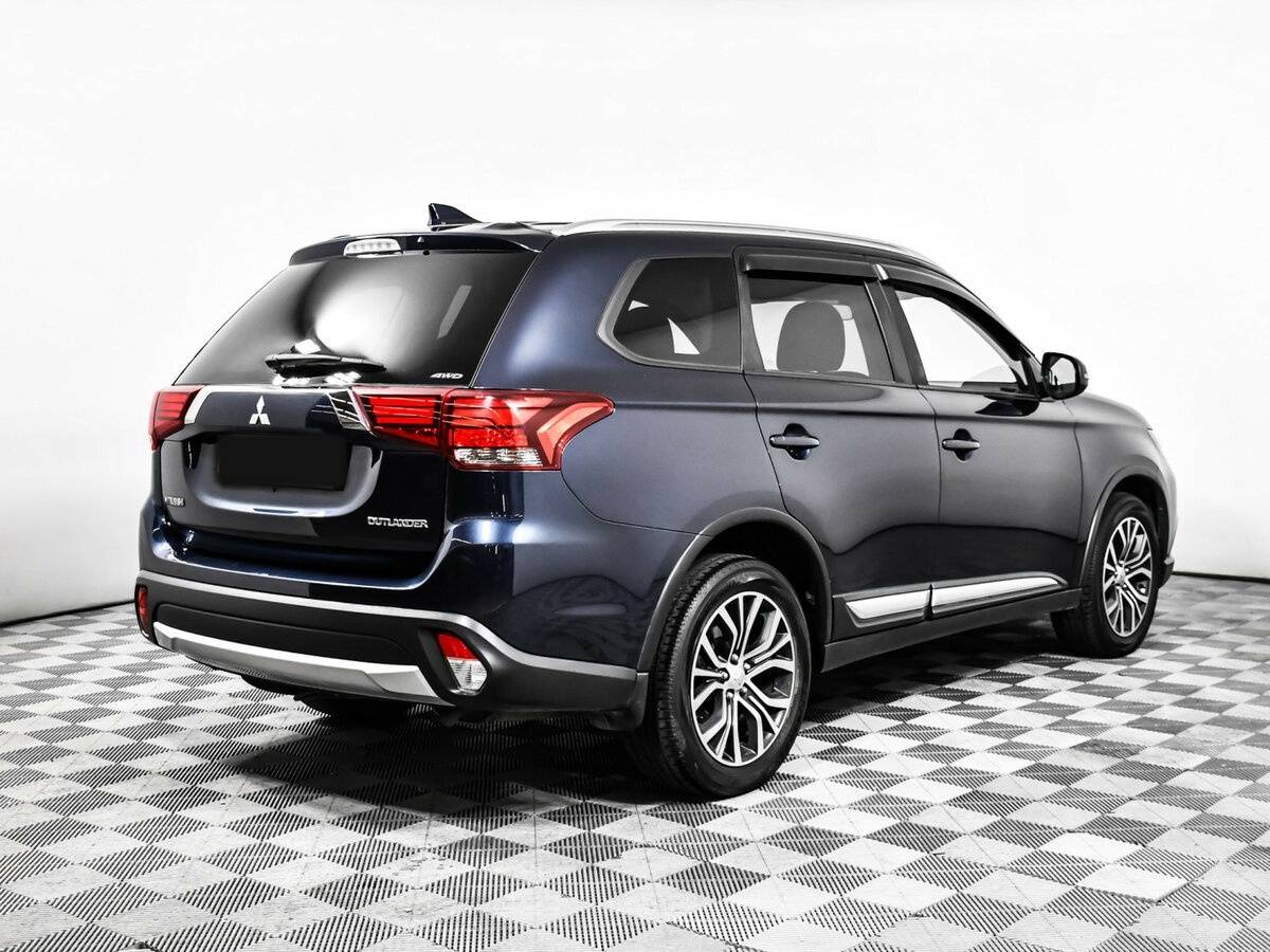 Mitsubishi Outlander 2018 года с пробегом. Фото: #3