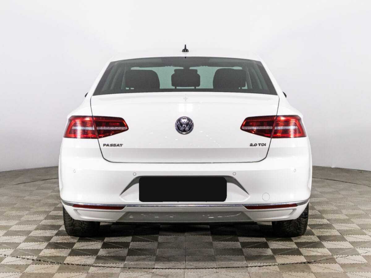 Volkswagen Passat 2017 года с пробегом. Фото: #5