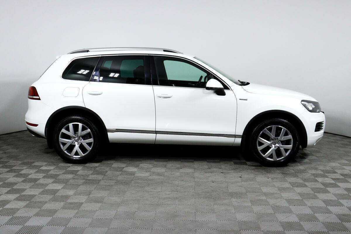 Volkswagen Touareg 2013 года с пробегом. Фото: #3