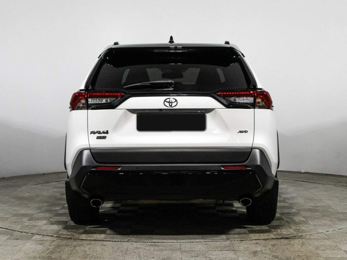 Toyota RAV4 2020 года с пробегом. Фото: #5
