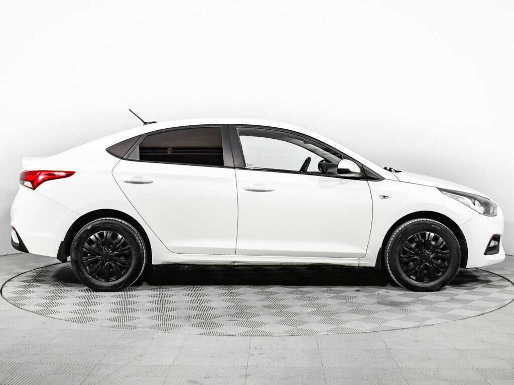 Hyundai Solaris 2017 года с пробегом. Фото: #3