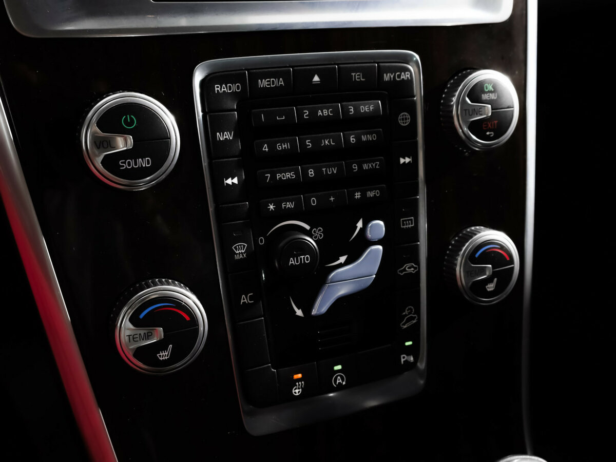 Volvo XC60 2017 года с пробегом. Фото: #16
