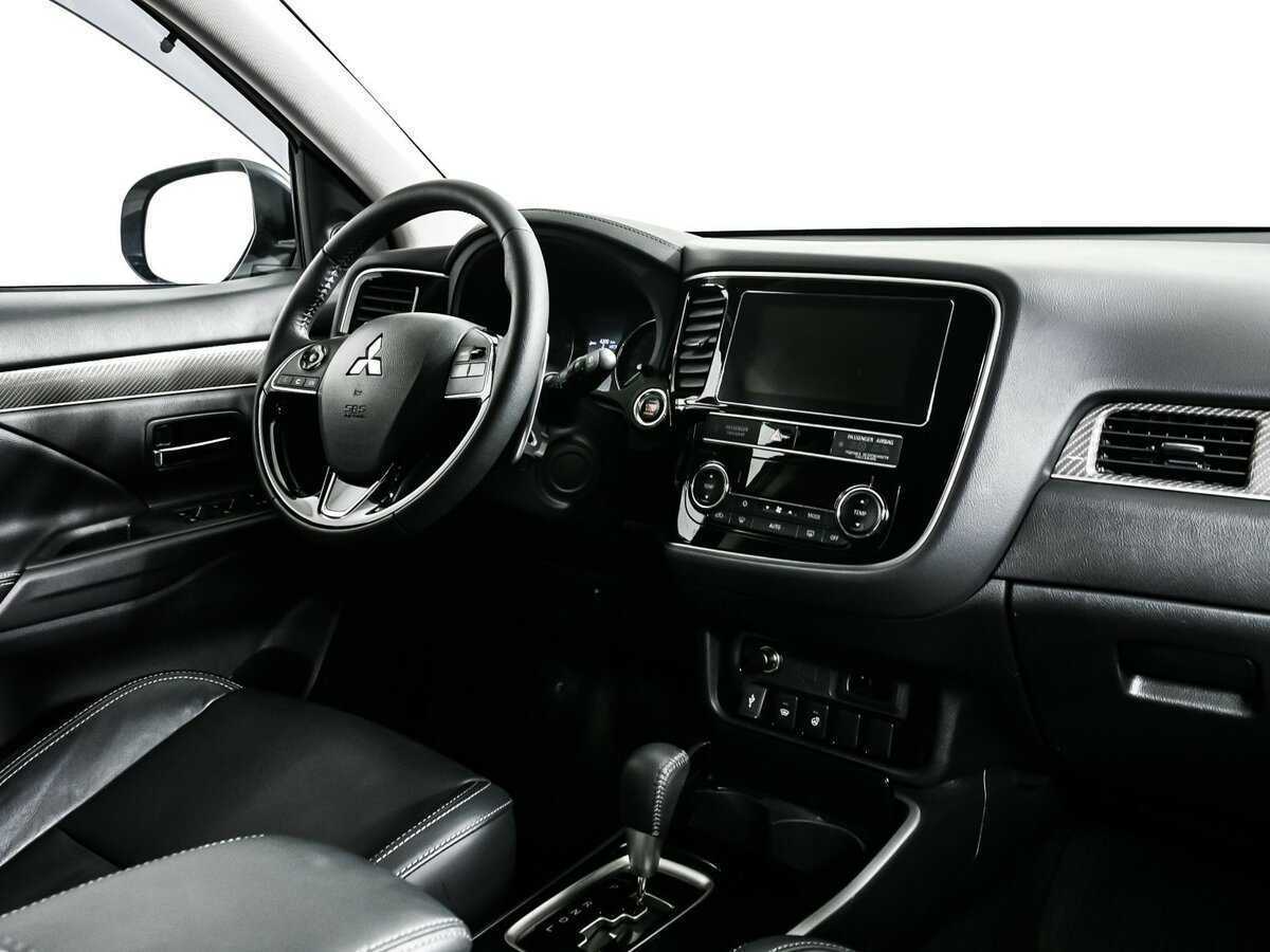Mitsubishi Outlander 2019 года с пробегом. Фото: #8