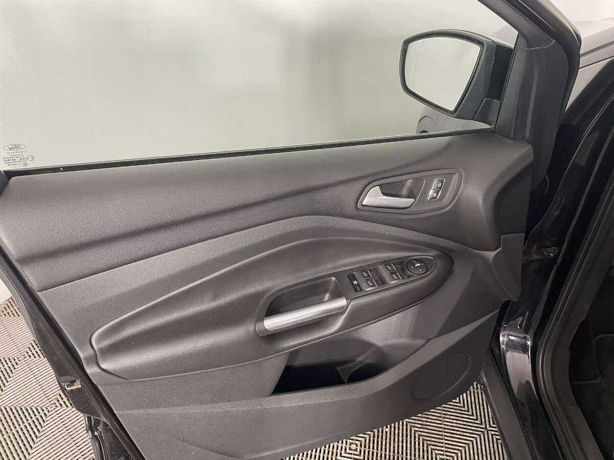 Ford Kuga 2013 года с пробегом. Фото: #7